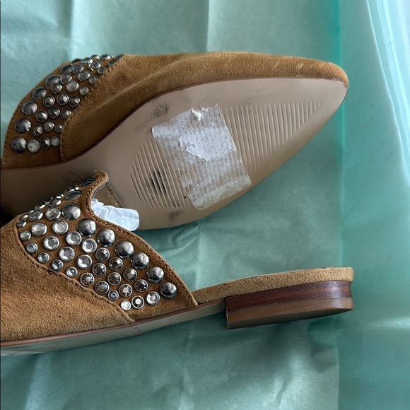 New Tan Suede Mules with Silver Accents FIRM on price Fergie real leather - Picture 14 of 17